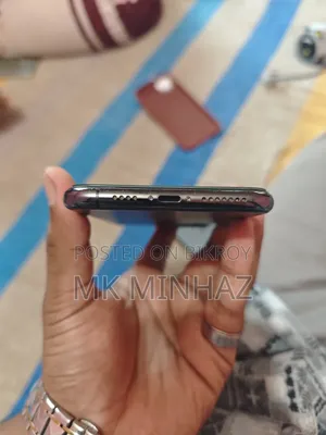 অ্যাপল আইফোন ১১ প্রো ম্যাক্স ৫১২ জিবি ব্ল্যাক