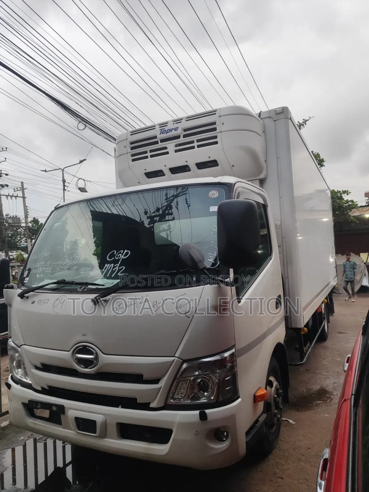 Hino Dutro Freezer -30