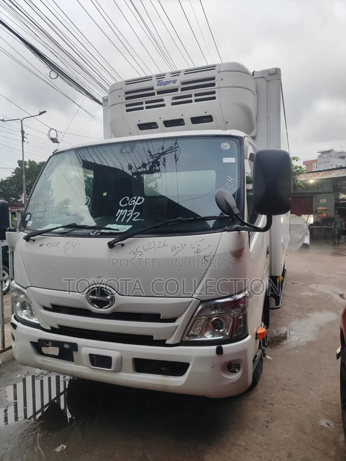 Hino Dutro Freezer -30