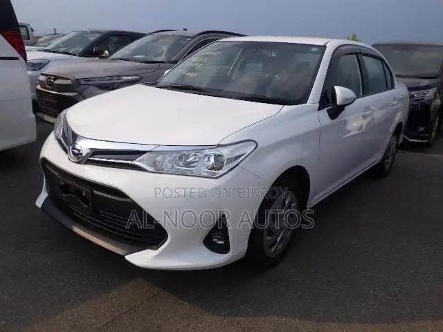 Toyota Axio 2021 White