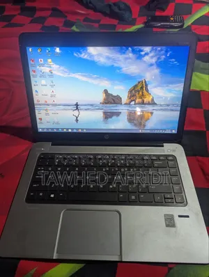 HP EliteBook 1050 G1 8GB Intel Core i7 SSD 256GB Laptop