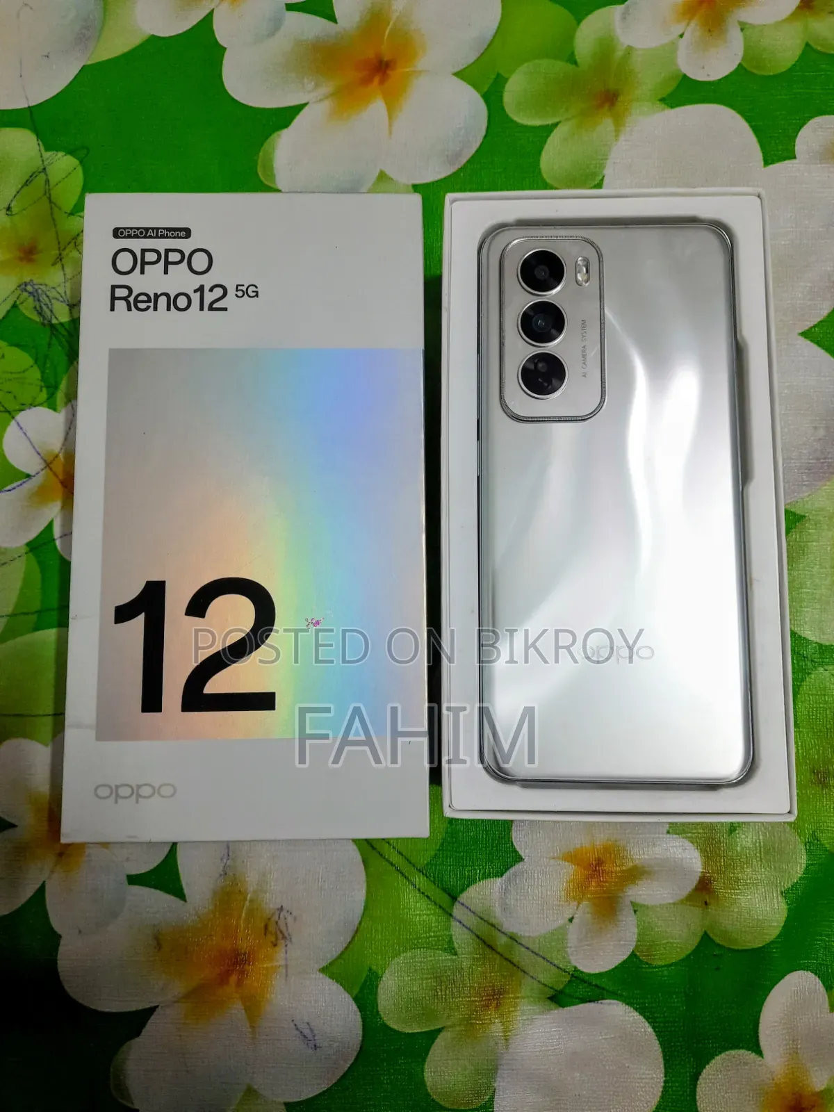 Oppo Reno12 512 GB Silver
