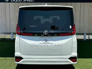 Toyota Noah 2022 Pearl