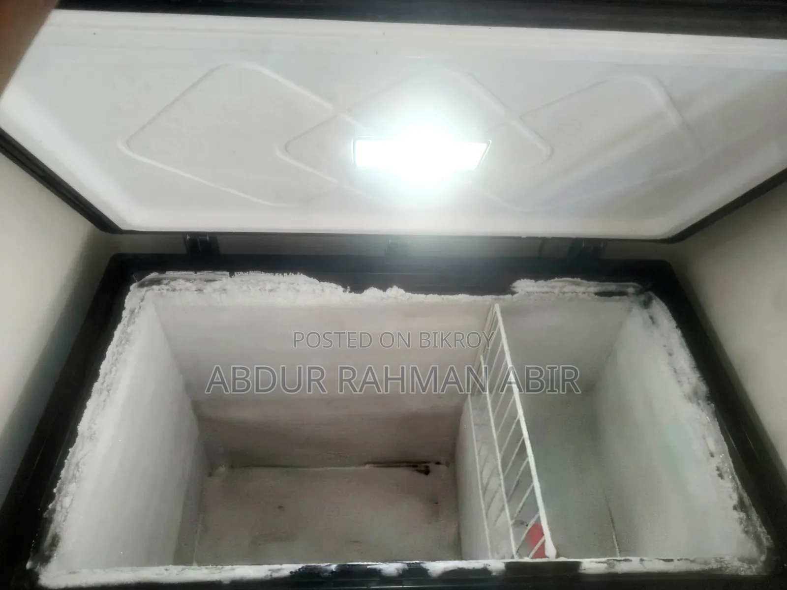 Walton Deep Freezer (245 L)