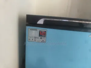 Walton Deep Freezer (245 L)
