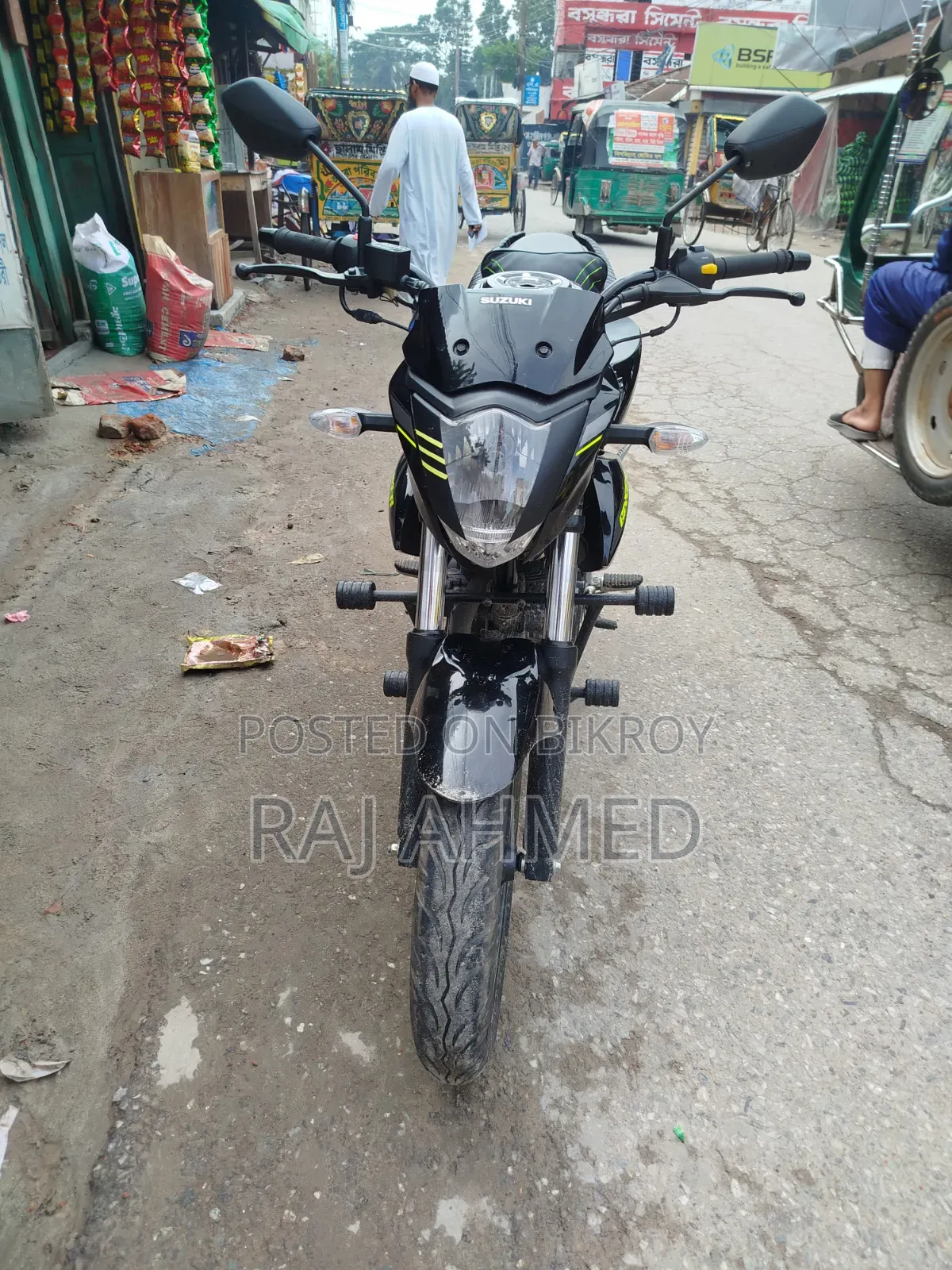সুজুকি জিক্সার ২০২৫ কালো