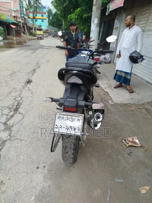 সুজুকি জিক্সার ২০২৫ কালো
