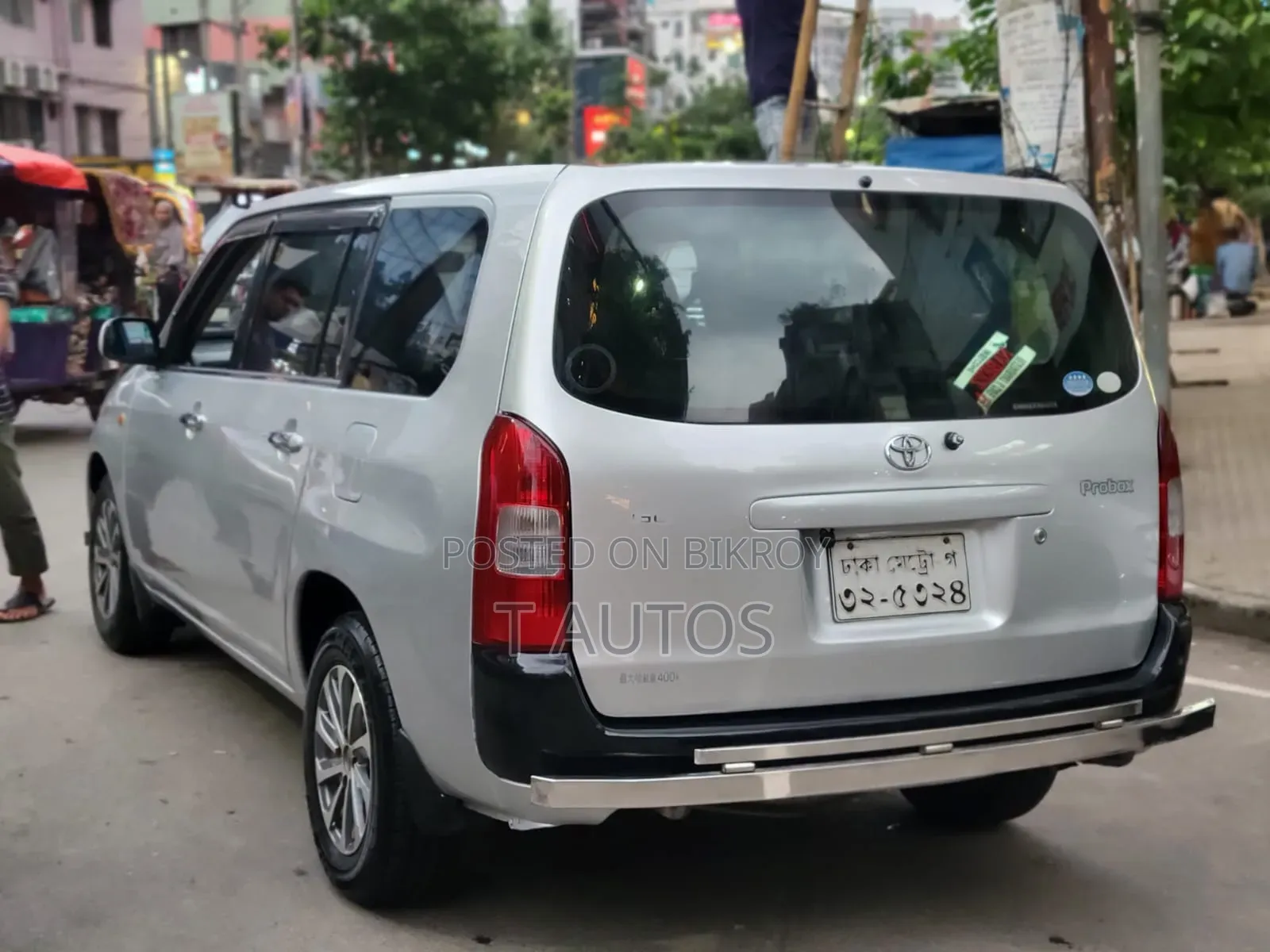 টয়োটা প্রোবক্স ২০১২ সিলভার
