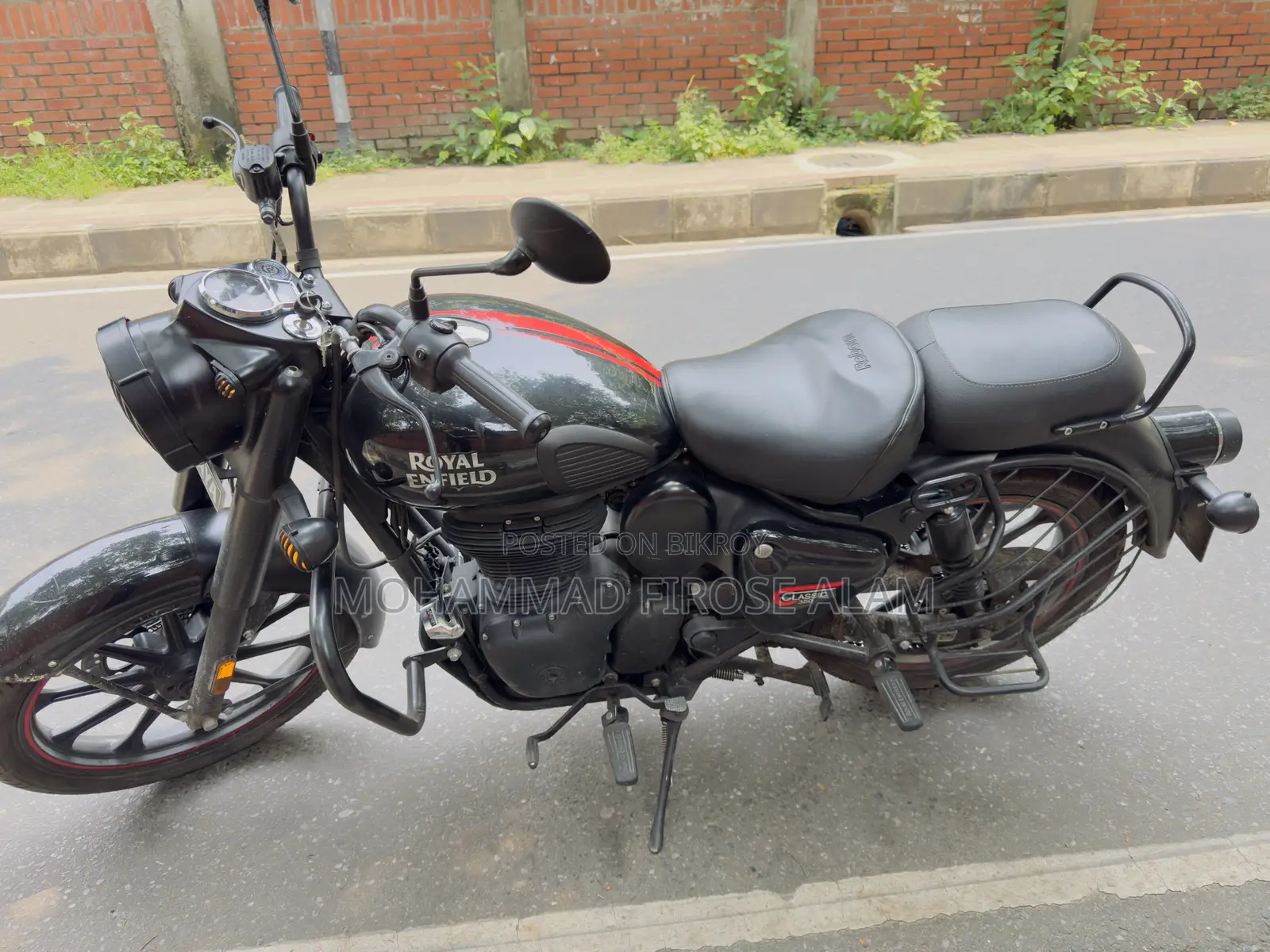 Royal Enfield Classic 350 2025 Black