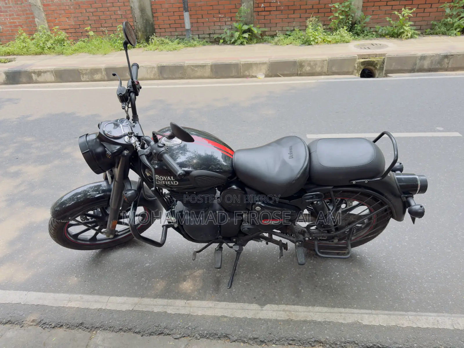 Royal Enfield Classic 350 2025 Black