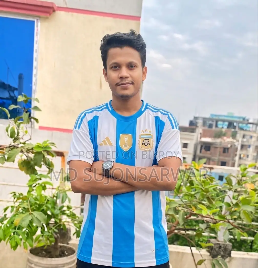 ওয়্যারহাউস অ্যাসিস্ট্যান্ট