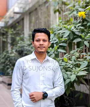 ওয়্যারহাউস অ্যাসিস্ট্যান্ট