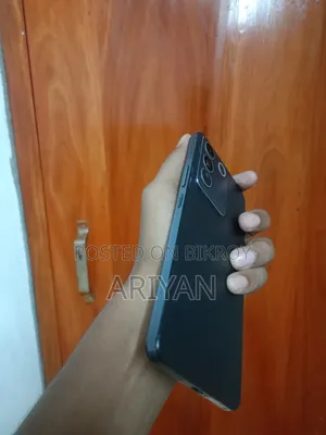 Vivo V27e 256 GB Blue