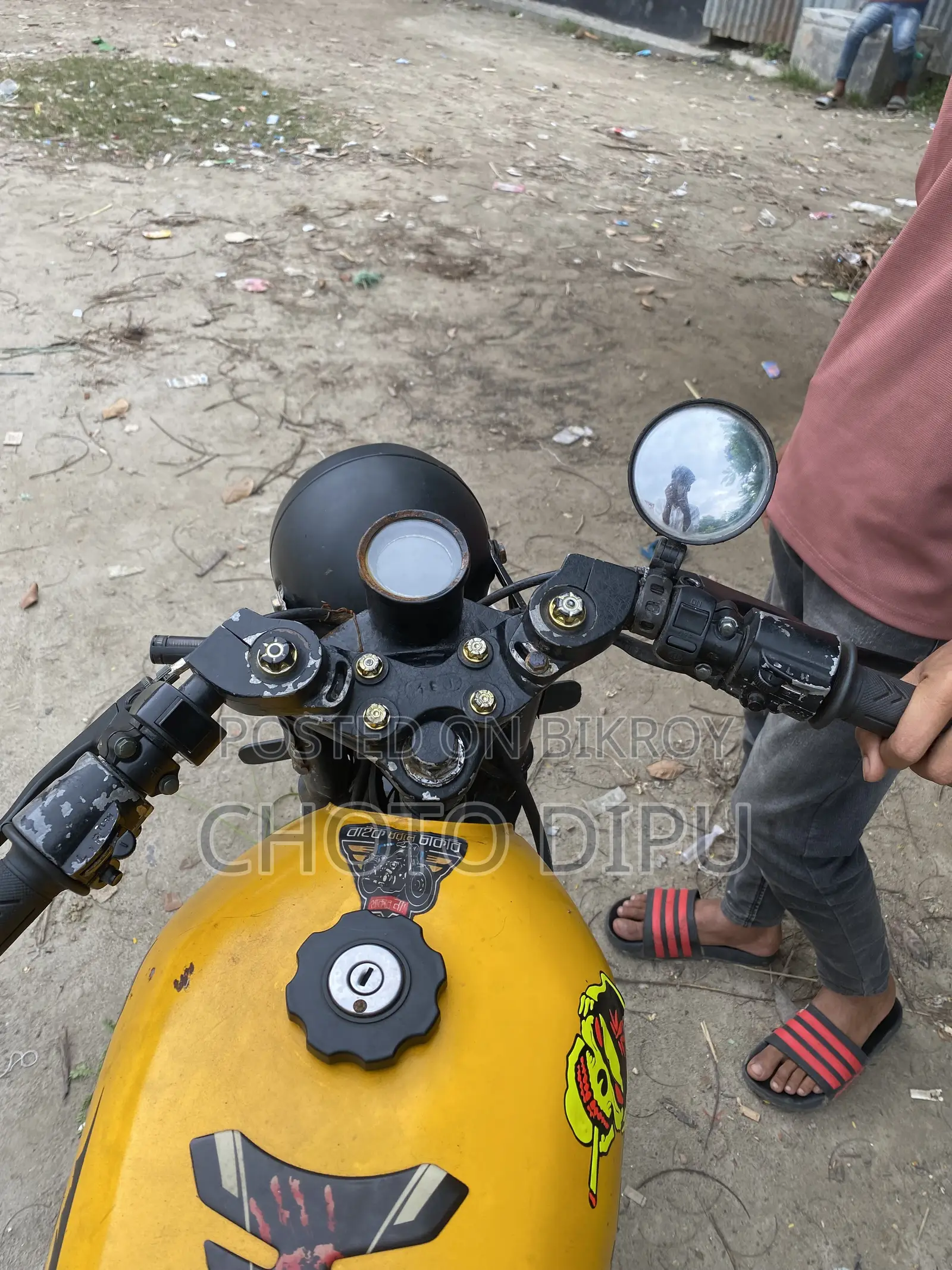 Honda XL 125 2015 Yellow