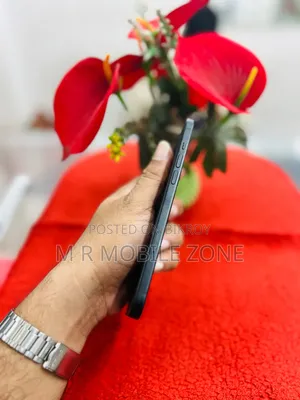 Apple iPhone 15 Plus 128 GB Black