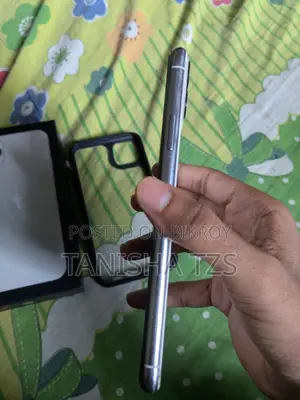 অ্যাপল আইফোন ১১ প্রো ম্যাক্স ২৫৬ জিবি হোয়াইট