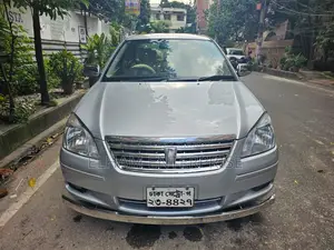 টয়োটা প্রিমিও ২০০৫ সিলভার
