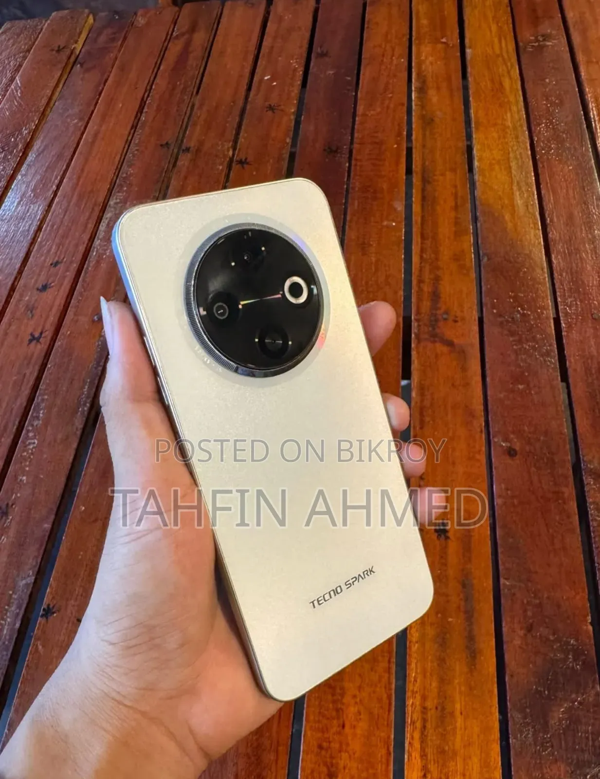 টেকনো স্পার্ক ৩০সি ১২৮ জিবি হোয়াইট
