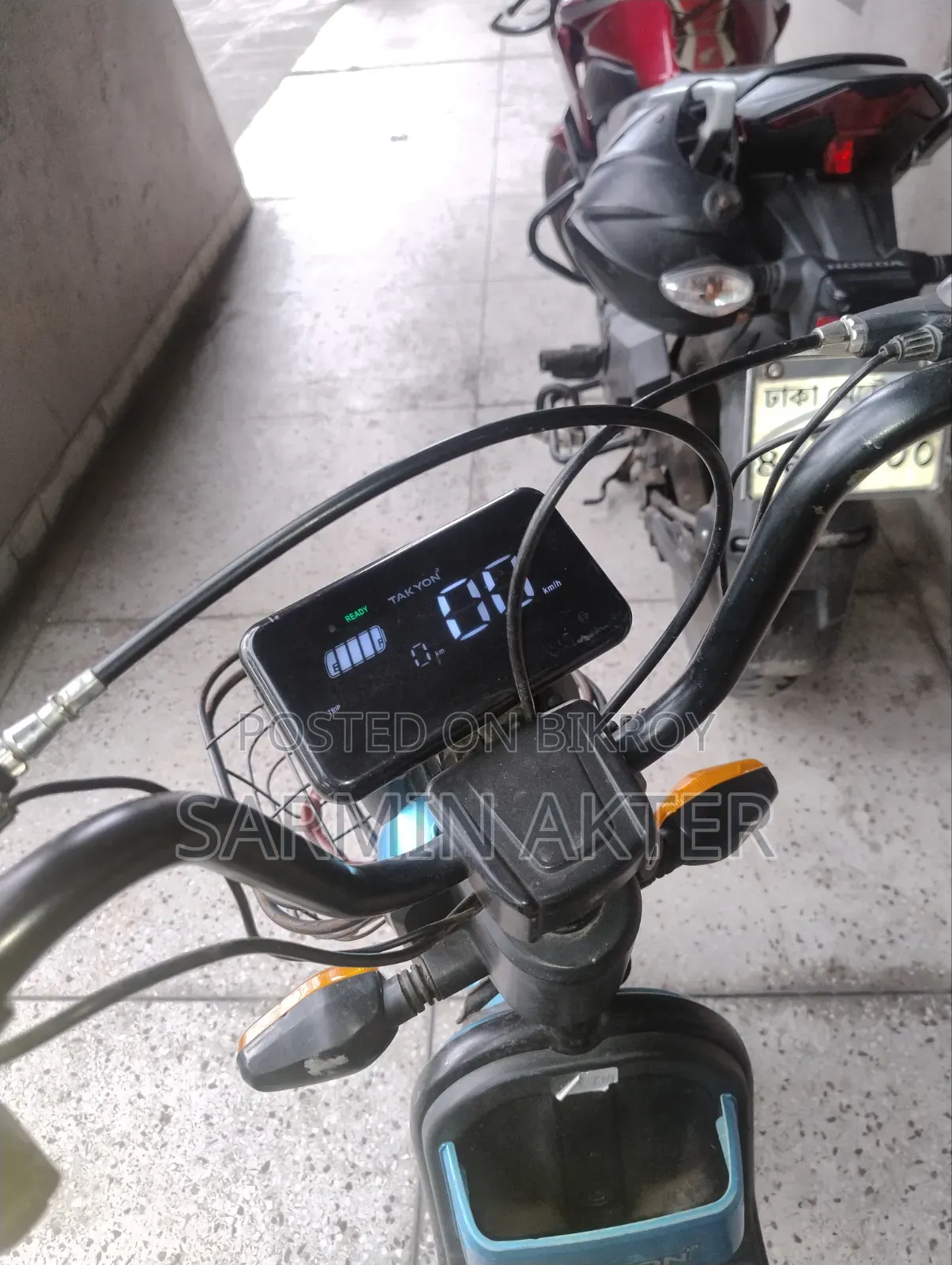 ওয়াল্টন লিও ৯০ ২০২৫ নীল