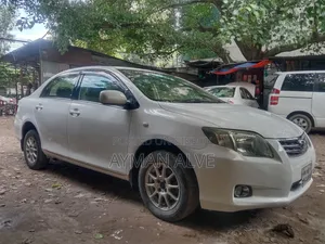 টয়োটা এক্সিও ২০০৯ সাদা