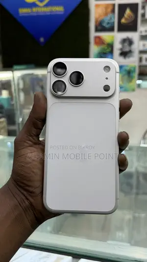 অ্যাপল আইফোন ১৭ প্রো ম্যাক্স ২৫৬ জিবি সিলভার