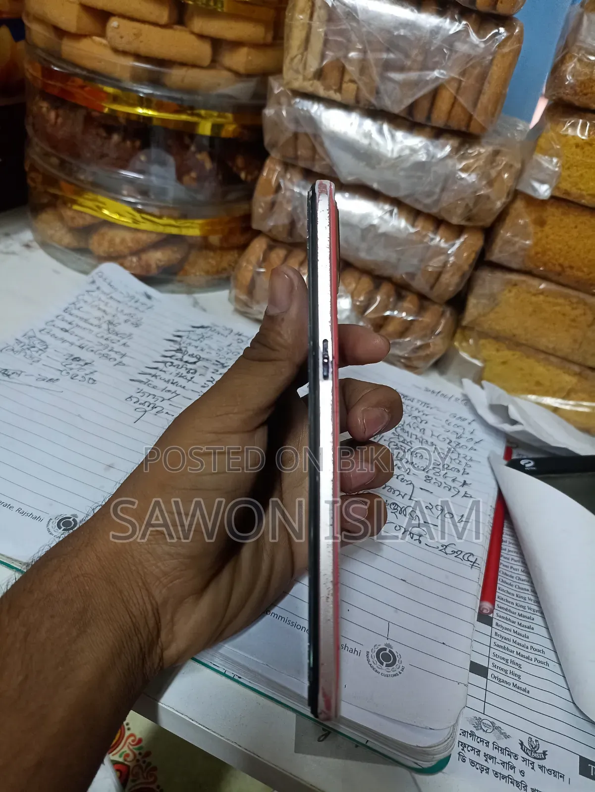 Oppo F17 128 GB Red