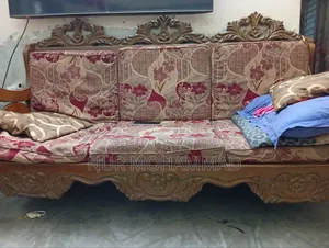 ৫ সিটার সোফা