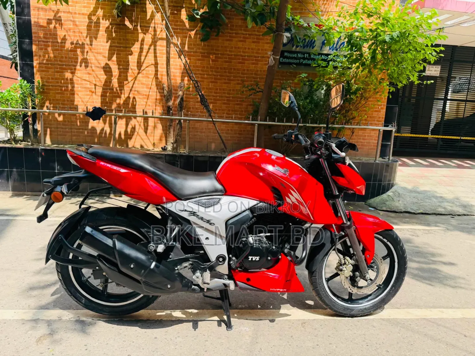 TVS Apache RTR 160 4V 2024 Red