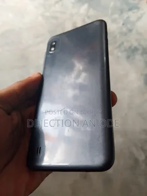 Samsung A10 32 GB Blue