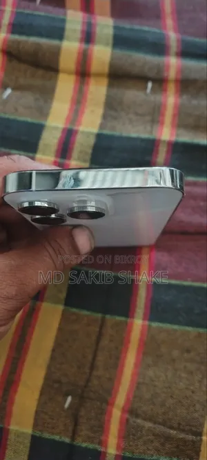 অ্যাপল আইফোন ১৪ প্রো ১২৮ জিবি হোয়াইট