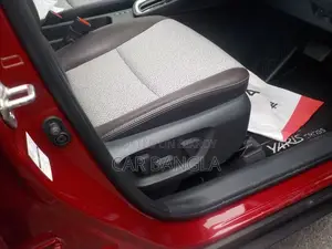 Toyota Yaris Cross 2021 Red