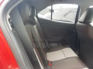 Toyota Yaris Cross 2021 Red