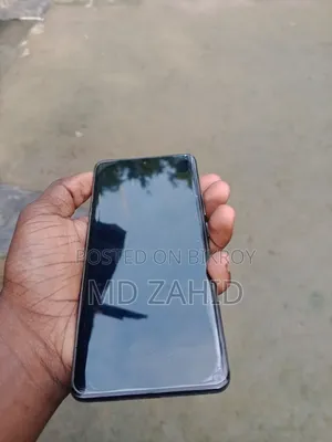 Oppo F27 Pro+ 256 GB
