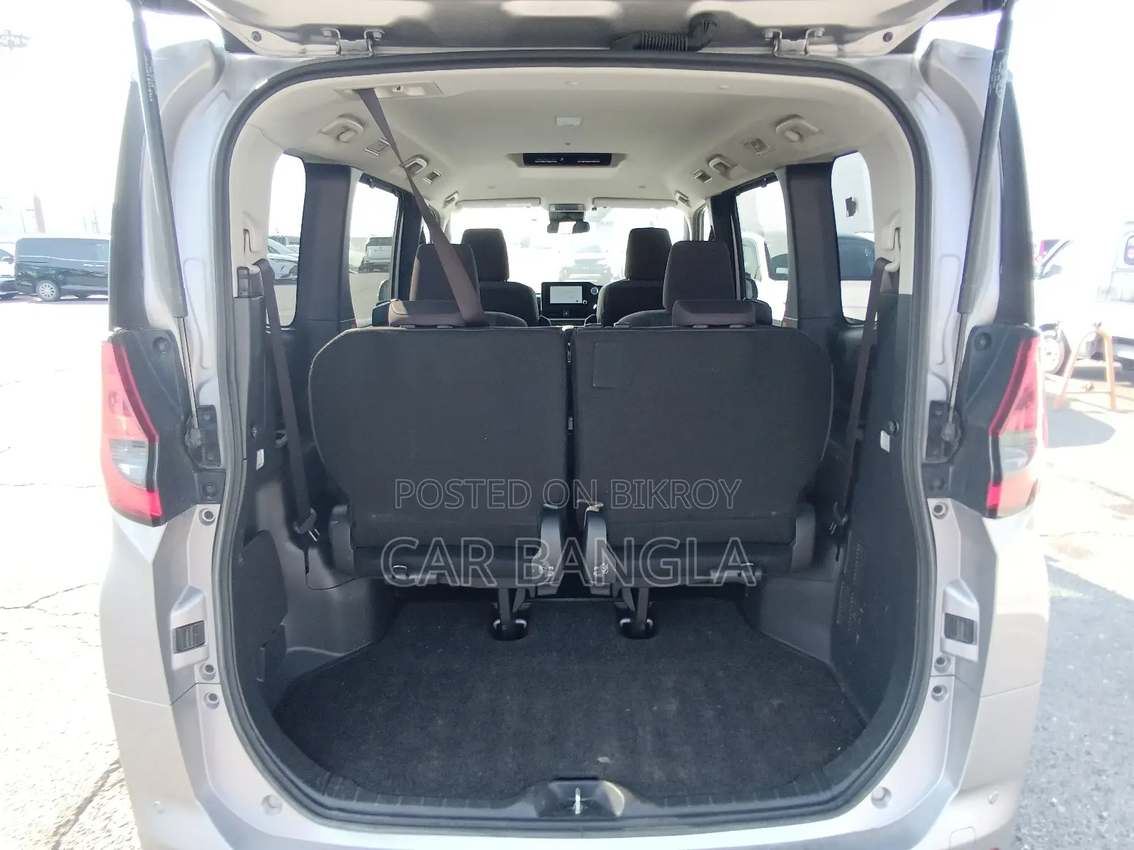 Toyota Noah 2022 Gray