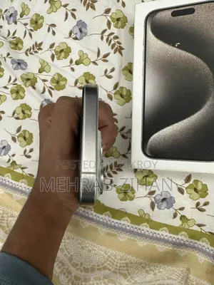 অ্যাপল আইফোন ১৫ প্রো ২৫৬ জিবি হোয়াইট