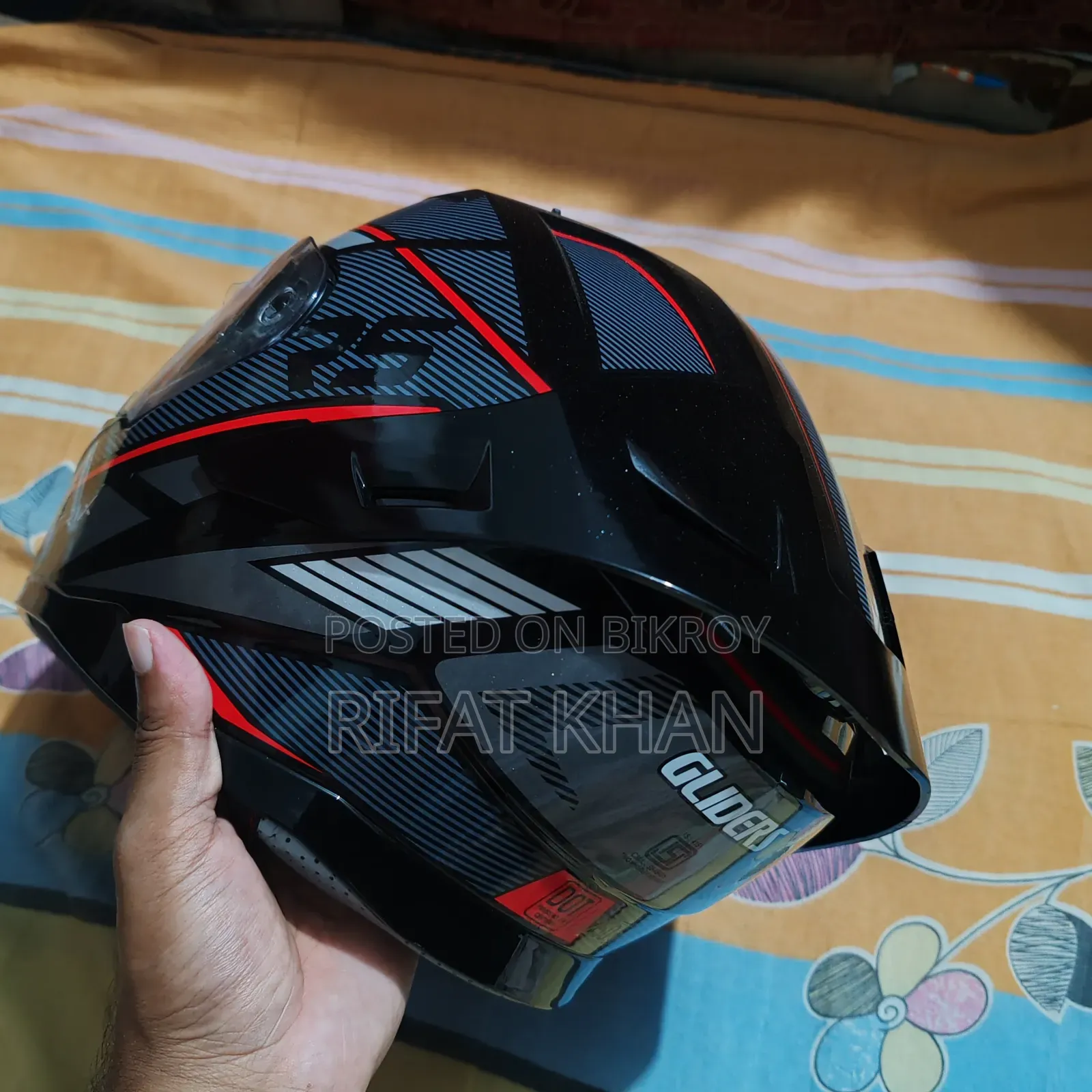 নতুন হেলমেট ব্যবহার করা হয়নি