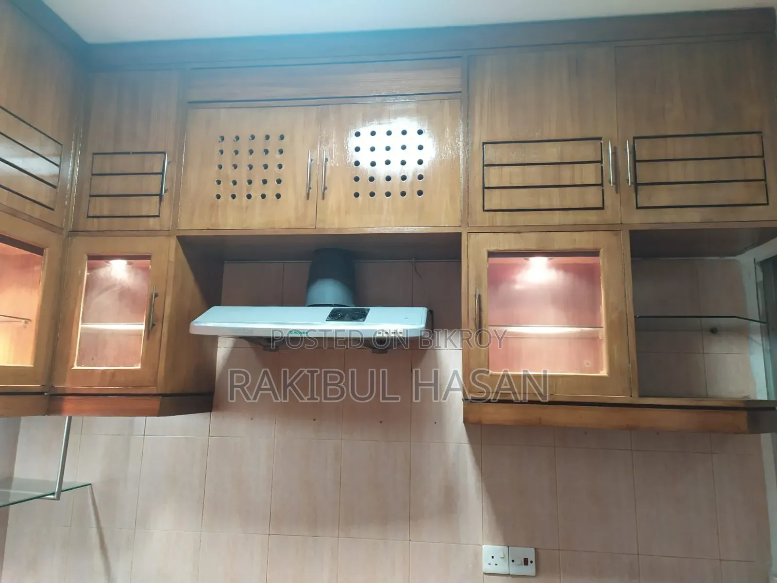 গুলশানে ৩ বেডরুমের অ্যাপার্টমেন্ট ভাড়ার জন্য