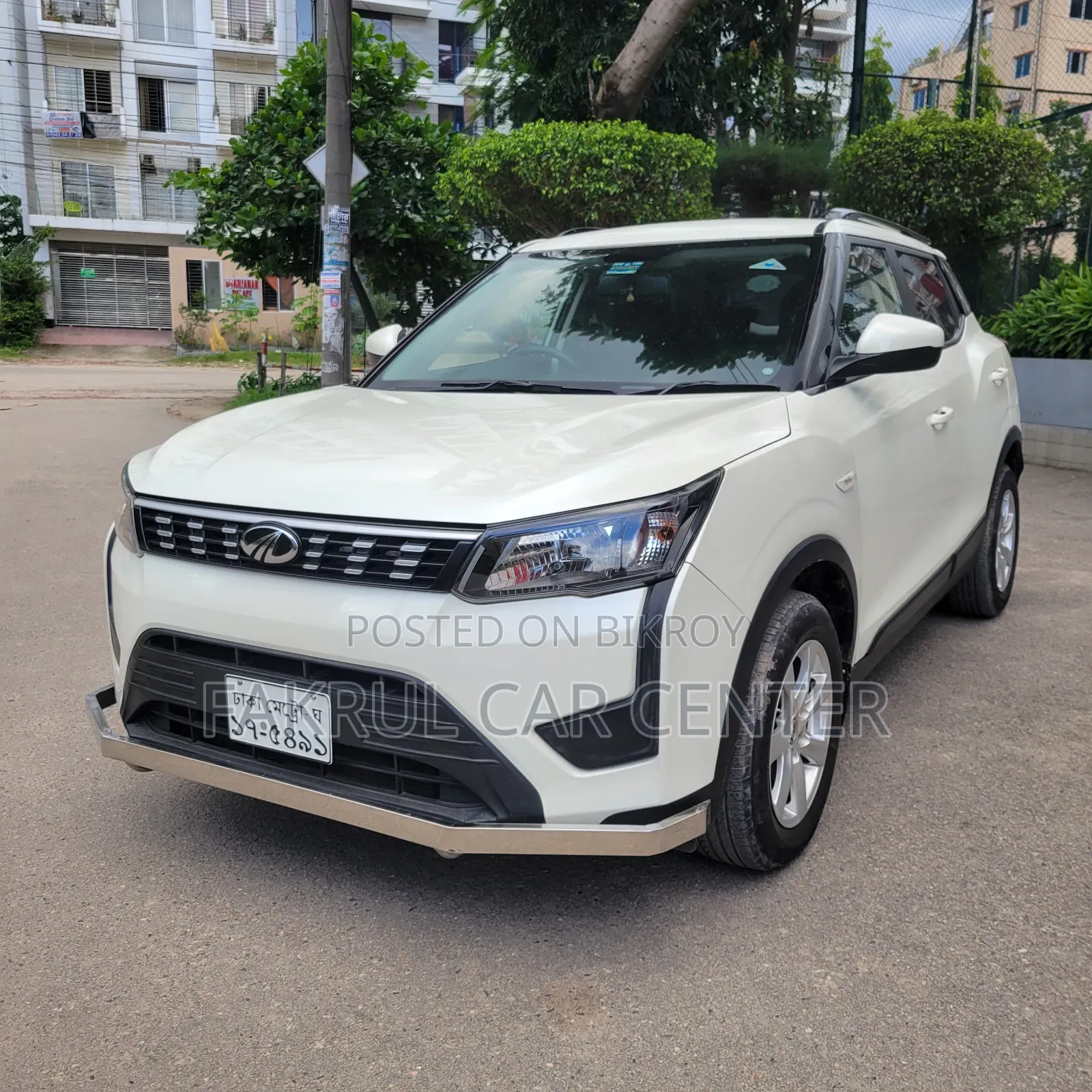 Mahindra XUV500 2020 Pearl