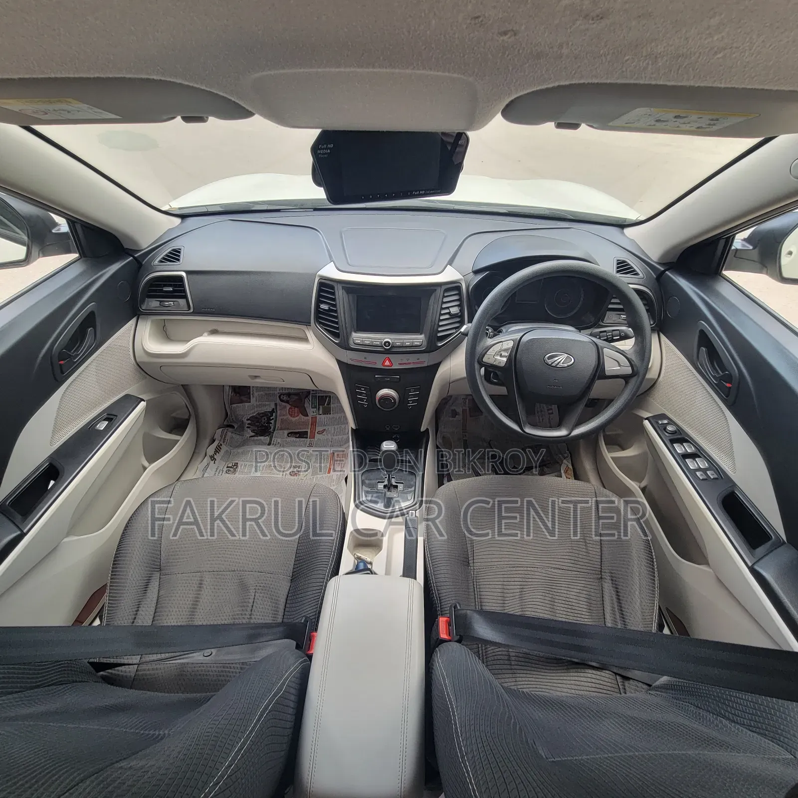 Mahindra XUV500 2020 Pearl
