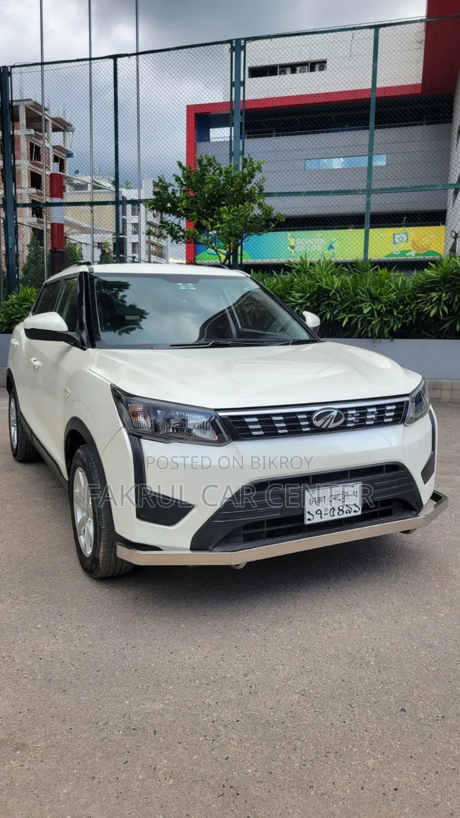 Mahindra XUV500 2020 Pearl