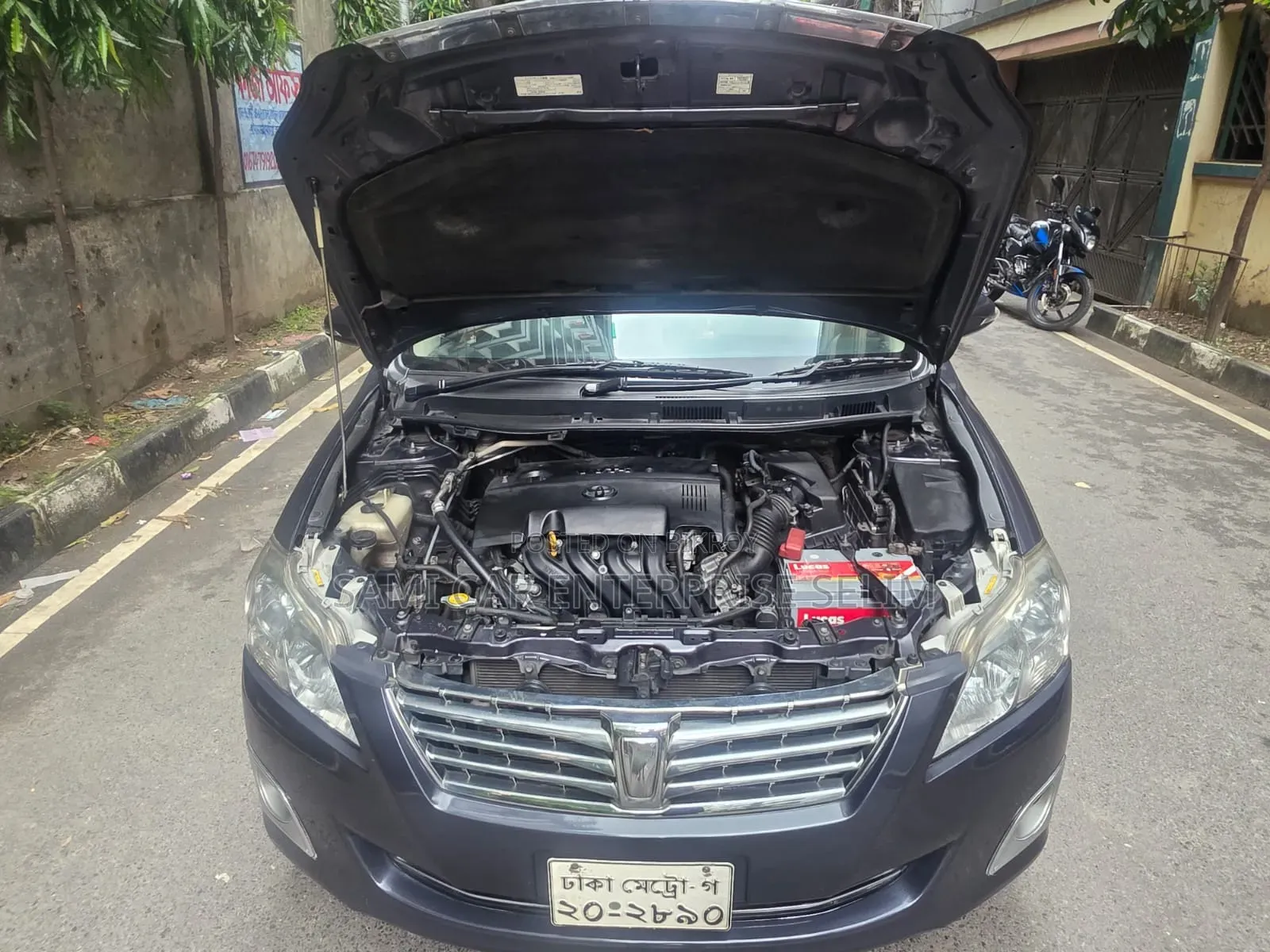 টয়োটা প্রমিও ২০১৪ গ্রে