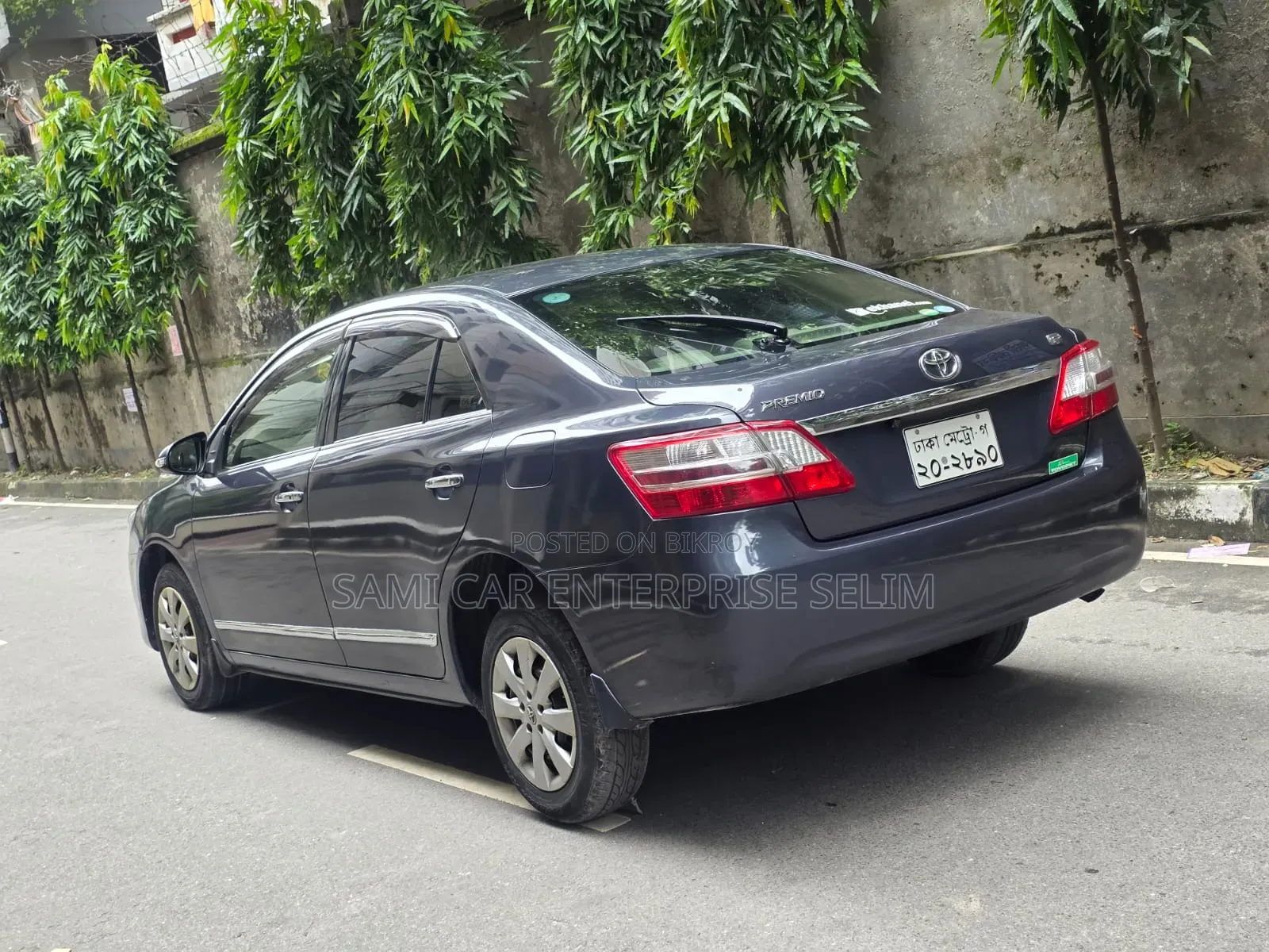 টয়োটা প্রমিও ২০১৪ গ্রে