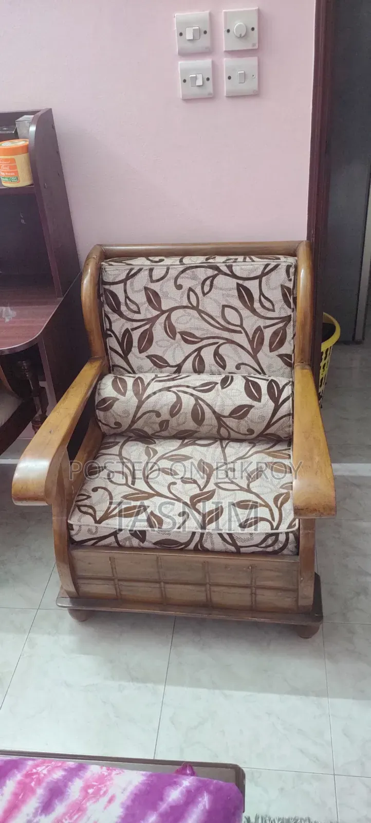 Segun Wood Sofa Set