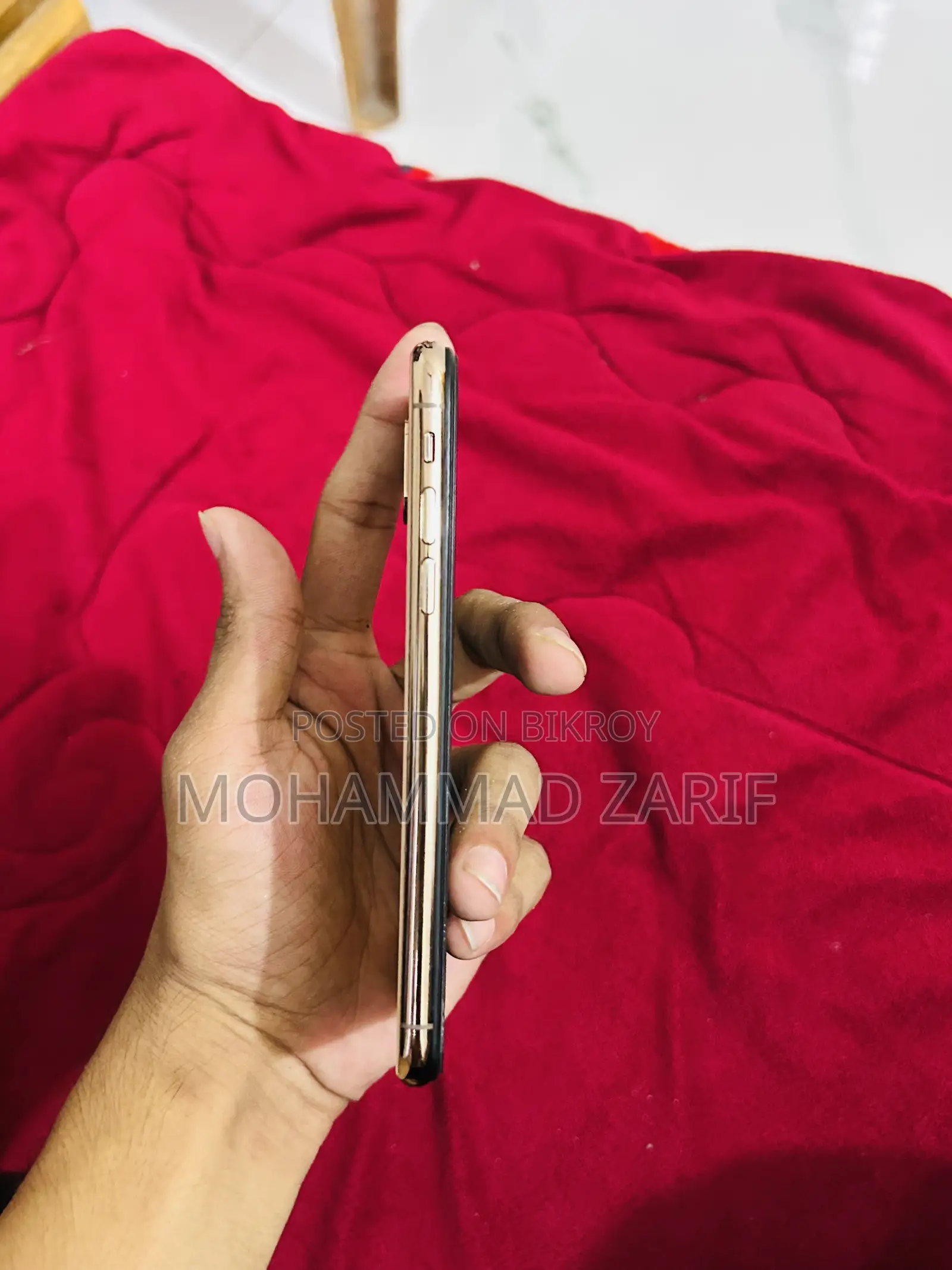 অ্যাপল আইফোন এক্সএস ৬৪ জিবি গোল্ড