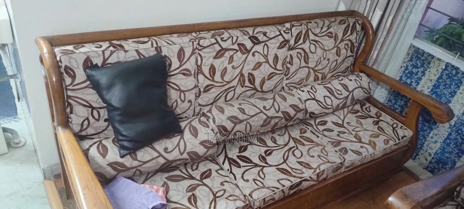 Segun Wood Sofa Set