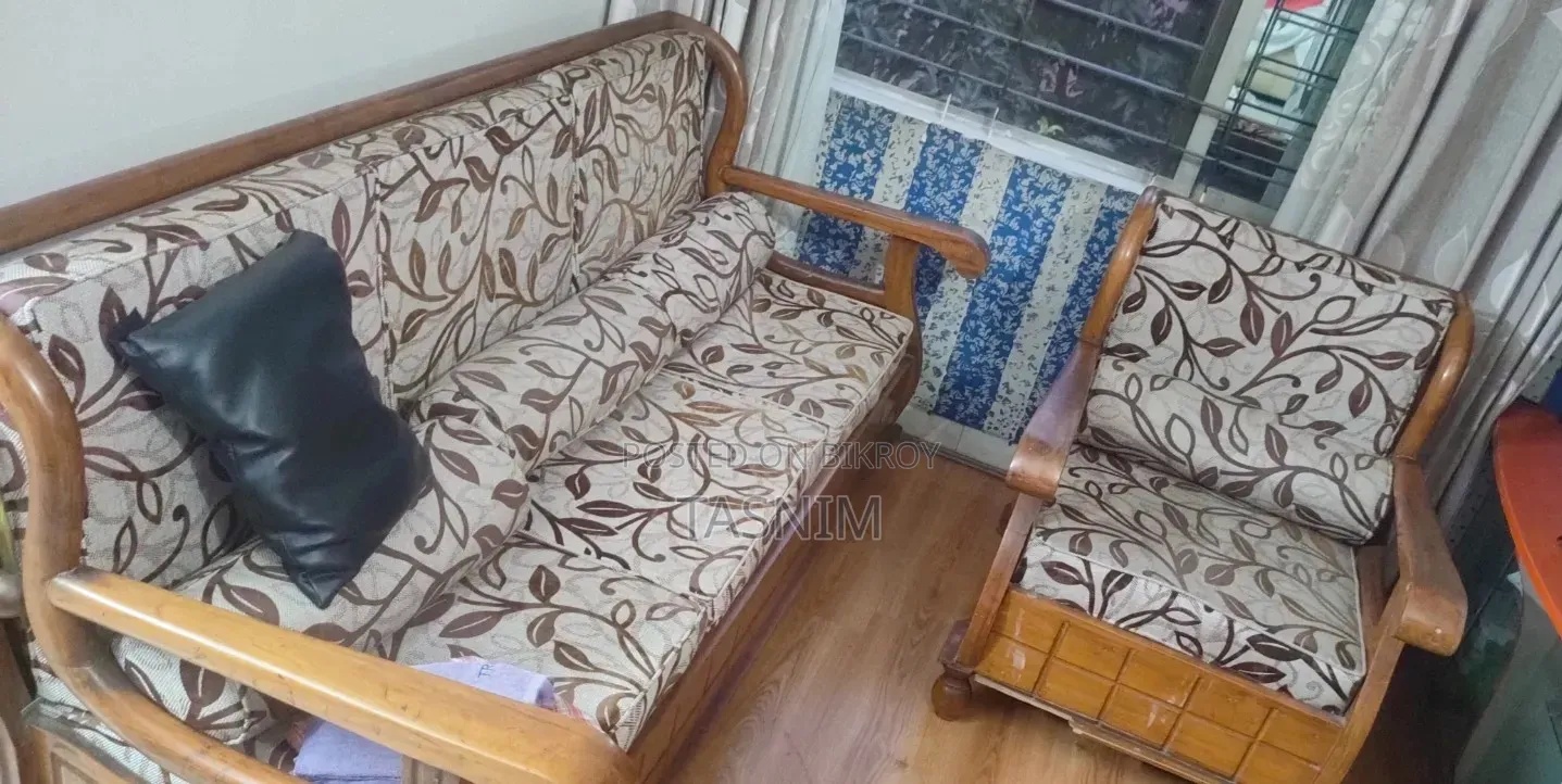 Segun Wood Sofa Set