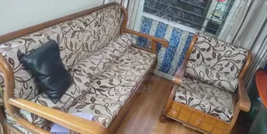 সেগুন কাঠের সোফা সেট
