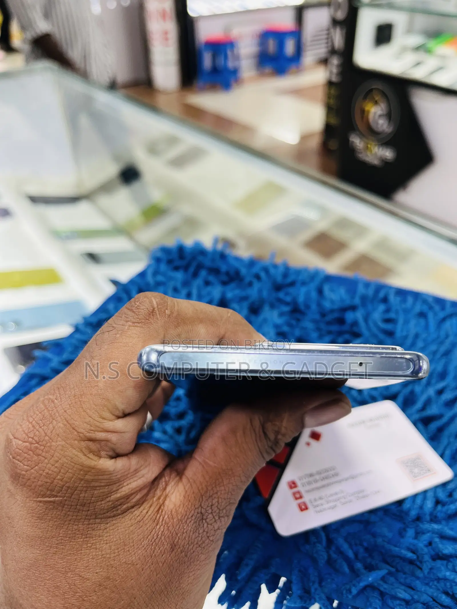 iQOO 128 GB