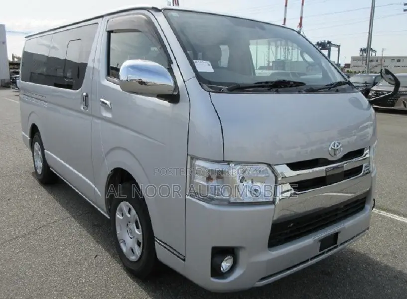 Toyota HiAce 2021 Silver