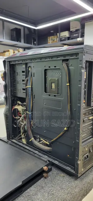 Desktop Computer 4GB Intel Core i5 SSD 512GB